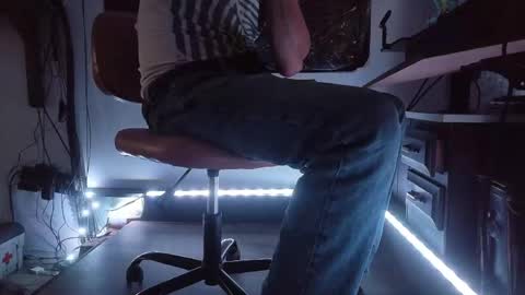 Thomas Jefferson online show from 04-19-26, 06:56