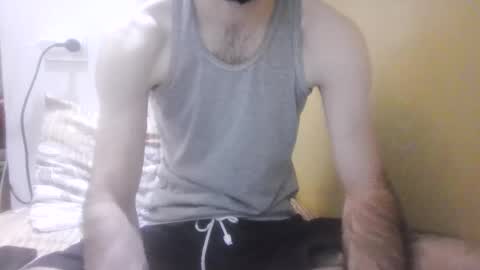 Snapshot of forappss997 chatting on 09-08-25, 10:42 forappss997 online show from 09-08-25, 10:42