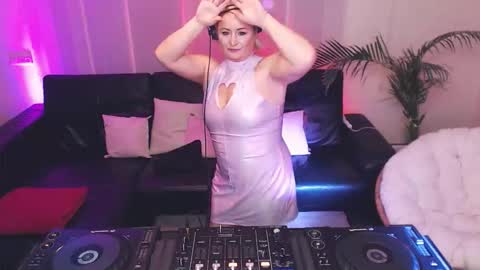 Forbidden Kitty online show from 11-12-25, 08:41