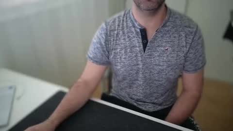 Forbidden Shape online show from 04-24-26, 09:56