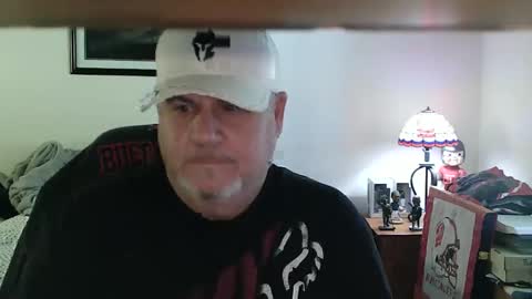 Snapshot of foreplayman22 chatting on 05-31-26, 05:20 foreplayman22 online show from 05-31-26, 05:20