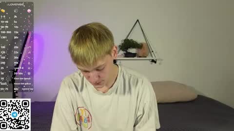 forever_eren online show from 02-14-26, 01:02