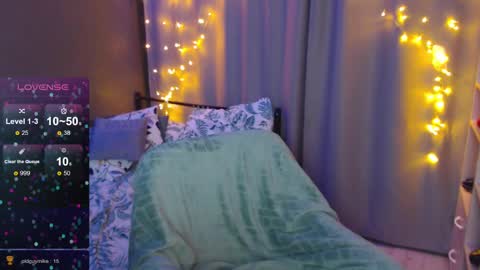 Julia online show from 12-03-24, 01:08