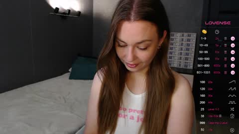 Julia online show from 04-08-26, 12:16