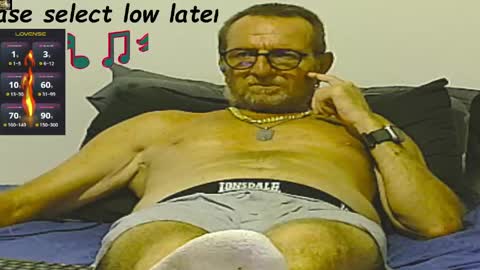 Snapshot of forexxxx_man chatting on 06-04-26, 10:10 doc online show from 06-04-26, 10:10