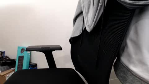 Snapshot of foster19422002 chatting on 01-03-25, 05:42 foster19422002 online show from 01-03-25, 05:42