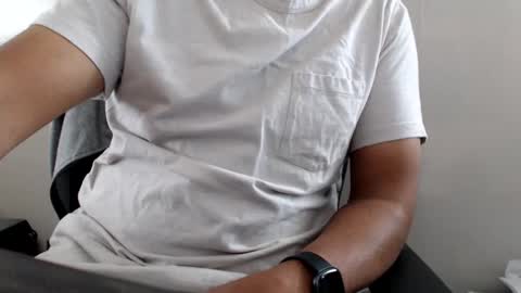 Snapshot of foster19422002 chatting on 01-04-25, 04:43 foster19422002 online show from 01-04-25, 04:43