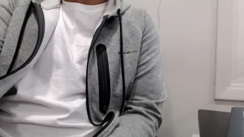 Snapshot of foster19422002 chatting on 01-06-25, 05:06 foster19422002 online show from 01-06-25, 05:06