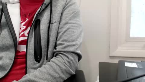 Snapshot of foster19422002 chatting on 01-08-25, 04:00 foster19422002 online show from 01-08-25, 04:00