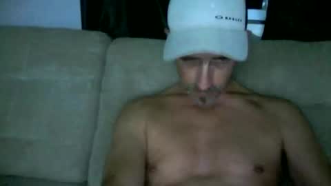 Snapshot of fouraide42 chatting on 10-24-25, 06:43 fouraide42 online show from 10-24-25, 06:43