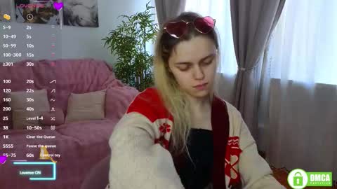 Bella-Barbara Rosse online show from 10-19-25, 06:47