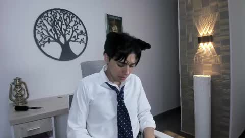 Snapshot of fox_white_ chatting on 07-14-26, 06:46 . FOX WHITE . online show from 07-14-26, 06:46