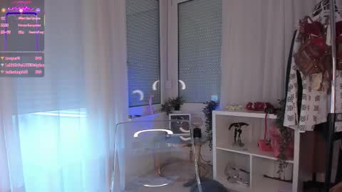 Fox love you online show from 10-13-25, 07:41