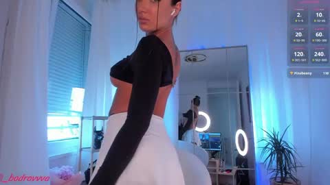 Fox love you online show from 06-06-26, 03:50