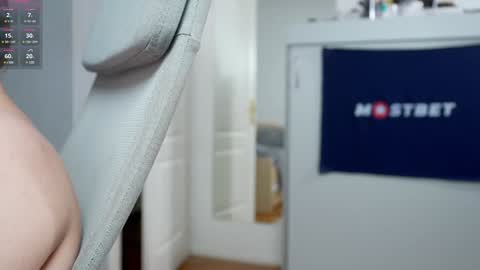 Snapshot of foxeslovefoxes chatting on 12-28-24, 12:03 CUSTOM PHOTOS AND VIDEOS - online show from 12-28-24, 12:03