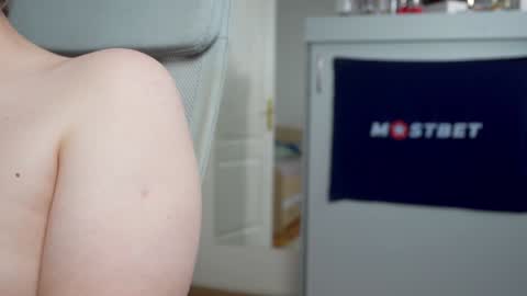 Snapshot of foxeslovefoxes chatting on 01-26-25, 11:17 CUSTOM PHOTOS AND VIDEOS - online show from 01-26-25, 11:17