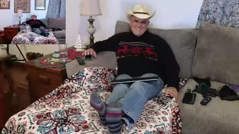 Hunter online show from 12-19-24, 03:29