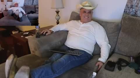 Hunter online show from 02-24-25, 02:30