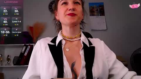 Snapshot of foxrinehelen chatting on 02-17-25, 03:09 Helen - My streams are Monday - Friday at 8 AM NY time online show from 02-17-25, 03:09