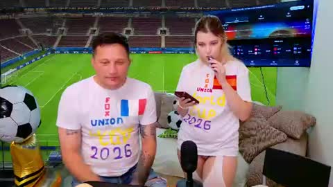 We are a couple Leo and Sofiayou are always welcome here online show from 06-24-26, 07:13