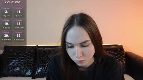 Snapshot of foxxy_girl_ chatting on 10-05-25, 11:41 andice online show from 10-05-25, 11:41