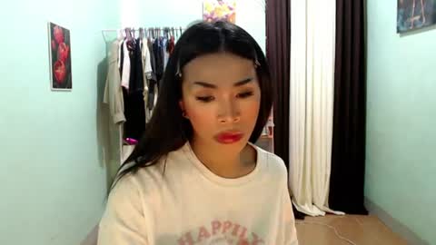 Snapshot of foxxygirly_ chatting on 06-25-26, 03:27 Eva Violet online show from 06-25-26, 03:27