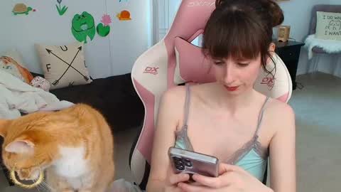 Snapshot of foxy_gamer chatting on 05-30-26, 01:57 Lex Vive foxygamer cb online show from 05-30-26, 01:57