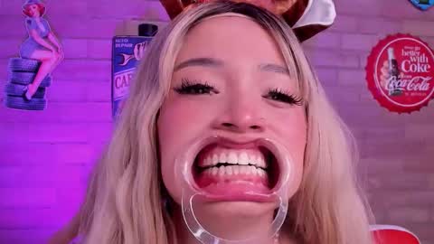 Snapshot of foxy_rhenna chatting on 12-02-25, 02:56 Miss Rhenna online show from 12-02-25, 02:56