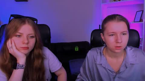 foxy_tease_ online show from 11-06-25, 09:54