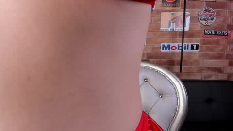 Miss Xiaomi online show from 04-11-26, 11:03