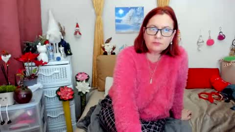 Snapshot of foxydesiree chatting on 01-14-25, 01:26 foxydesiree online show from 01-14-25, 01:26