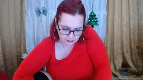 Snapshot of foxydesiree chatting on 01-14-26, 10:14 foxydesiree online show from 01-14-26, 10:14