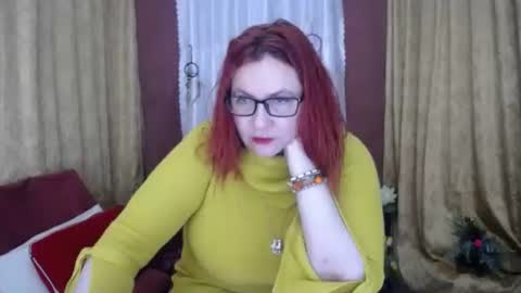 Snapshot of foxydesiree chatting on 02-16-26, 06:48 foxydesiree online show from 02-16-26, 06:48