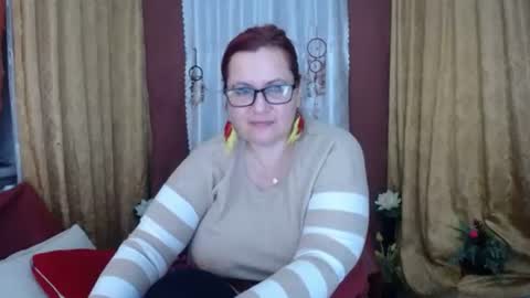 Snapshot of foxydesiree chatting on 02-19-26, 02:29 foxydesiree online show from 02-19-26, 02:29