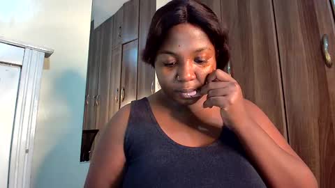 Snapshot of foxykay1 chatting on 01-29-25, 04:05 Kayla online show from 01-29-25, 04:05