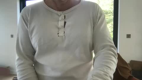 foxysausage online show from 02-25-25, 11:08