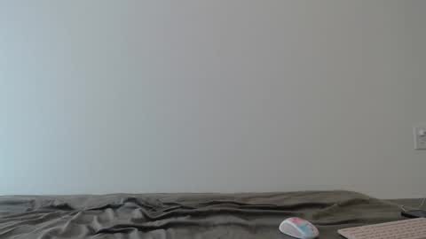 Snapshot of fragilemasochist chatting on 01-27-25, 04:11 Angel online show from 01-27-25, 04:11