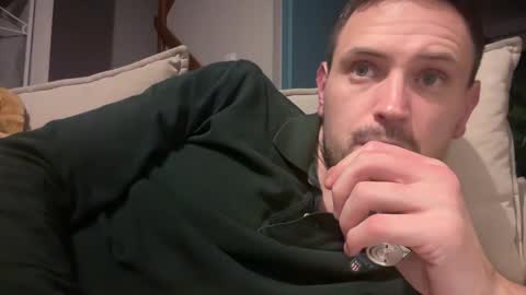 Snapshot of fraisetagada359 chatting on 12-16-25, 08:36 fraisetagada359 online show from 12-16-25, 08:36