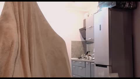 Snapshot of fran_bow chatting on 12-01-25, 02:38 fran_bow online show from 12-01-25, 02:38