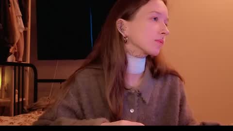 fran_bow online show from 04-11-26, 04:22