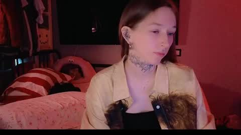 fran_bow online show from 04-27-26, 01:20