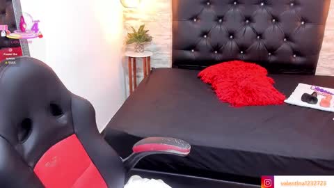          online show from 09-12-25, 03:06