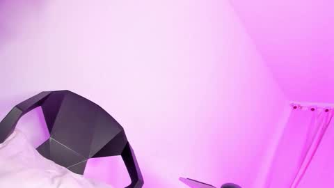 francesca online show from 12-05-25, 10:46