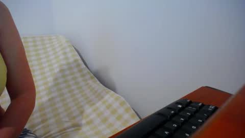 franceskcaa online show from 02-18-25, 06:37