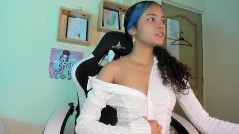 Snapshot of franchezcaa chatting on 07-29-26, 05:44 franchezcaa online show from 07-29-26, 05:44