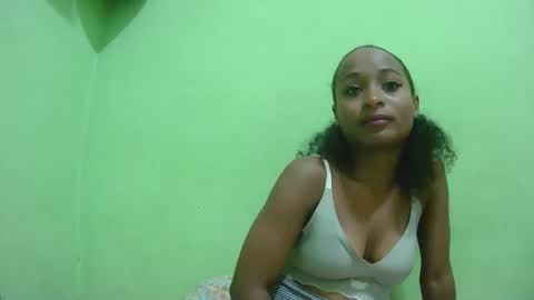 Snapshot of francine925426 chatting on 03-13-26, 07:20 francine925426 online show from 03-13-26, 07:20