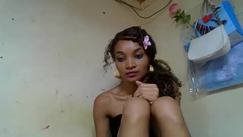 Snapshot of francinoli chatting on 06-02-26, 10:56 Francinoli online show from 06-02-26, 10:56
