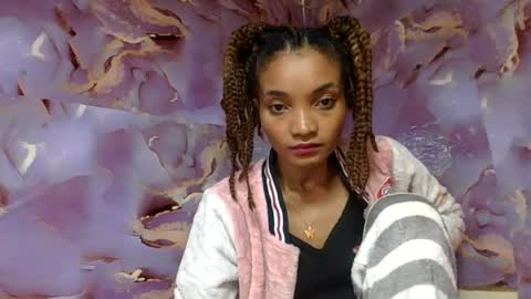 Snapshot of francinoli chatting on 06-14-26, 03:52 Francinoli online show from 06-14-26, 03:52