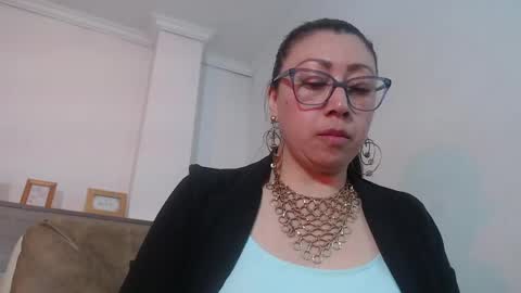 Snapshot of francisca_vera chatting on 05-22-26, 07:19 francisca_vera online show from 05-22-26, 07:19