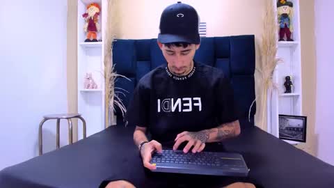 Snapshot of franco_roux chatting on 02-28-26, 11:22 Franco online show from 02-28-26, 11:22